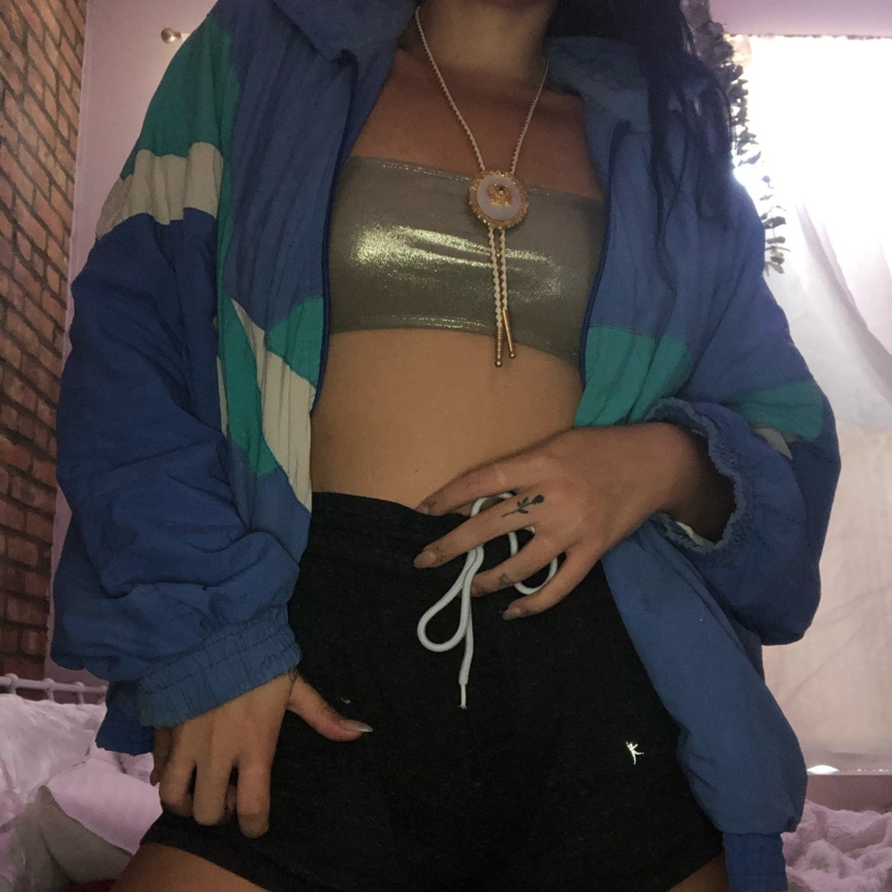 Vintage embroidered wind breaker